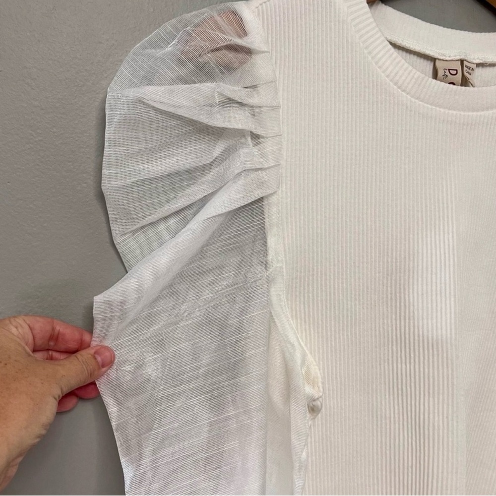 🤍Dolan Anthropologie Stretchy White Sheer Sleeve Blouse 🤍 - Picture 3 of 7